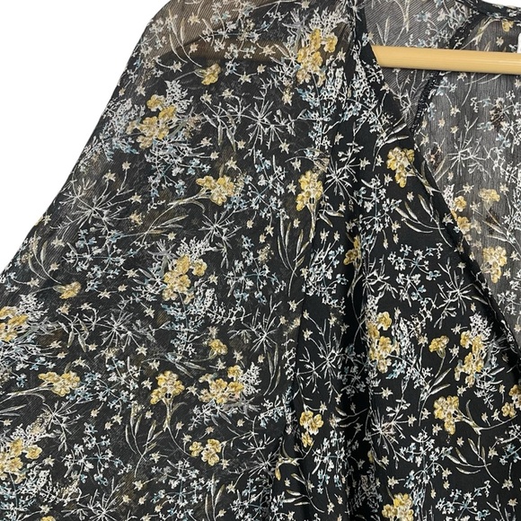 NWOT ASTR The Label Faux Wrap Blouson Chiffon Dress in Black/Gold Size M - Picture 7 of 17